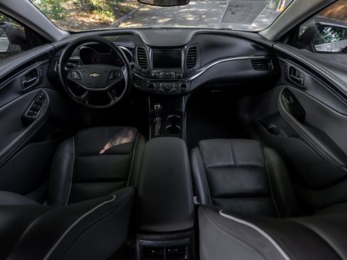 Used 2018 Chevrolet Impala Premier FWD image 5