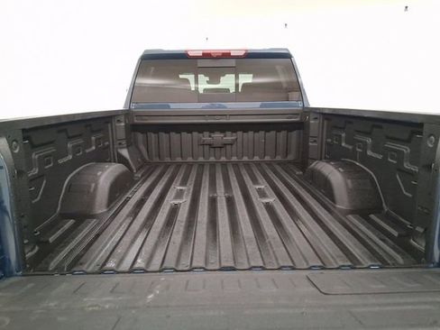 Used 2025 Chevrolet Silverado 2500 High Country w/ High Country Premium Package image 17