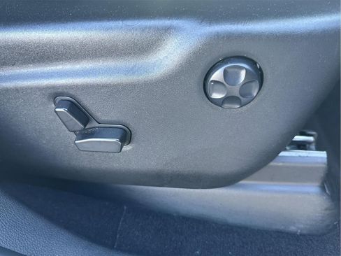 Used 2024 Dodge Durango GT image 45