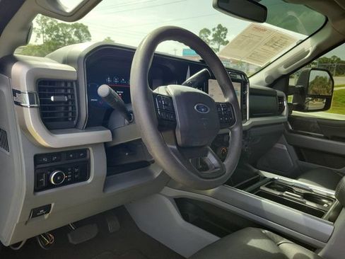 Used 2023 Ford F250 XLT w/ XLT Premium Package AWD/4WD image 19