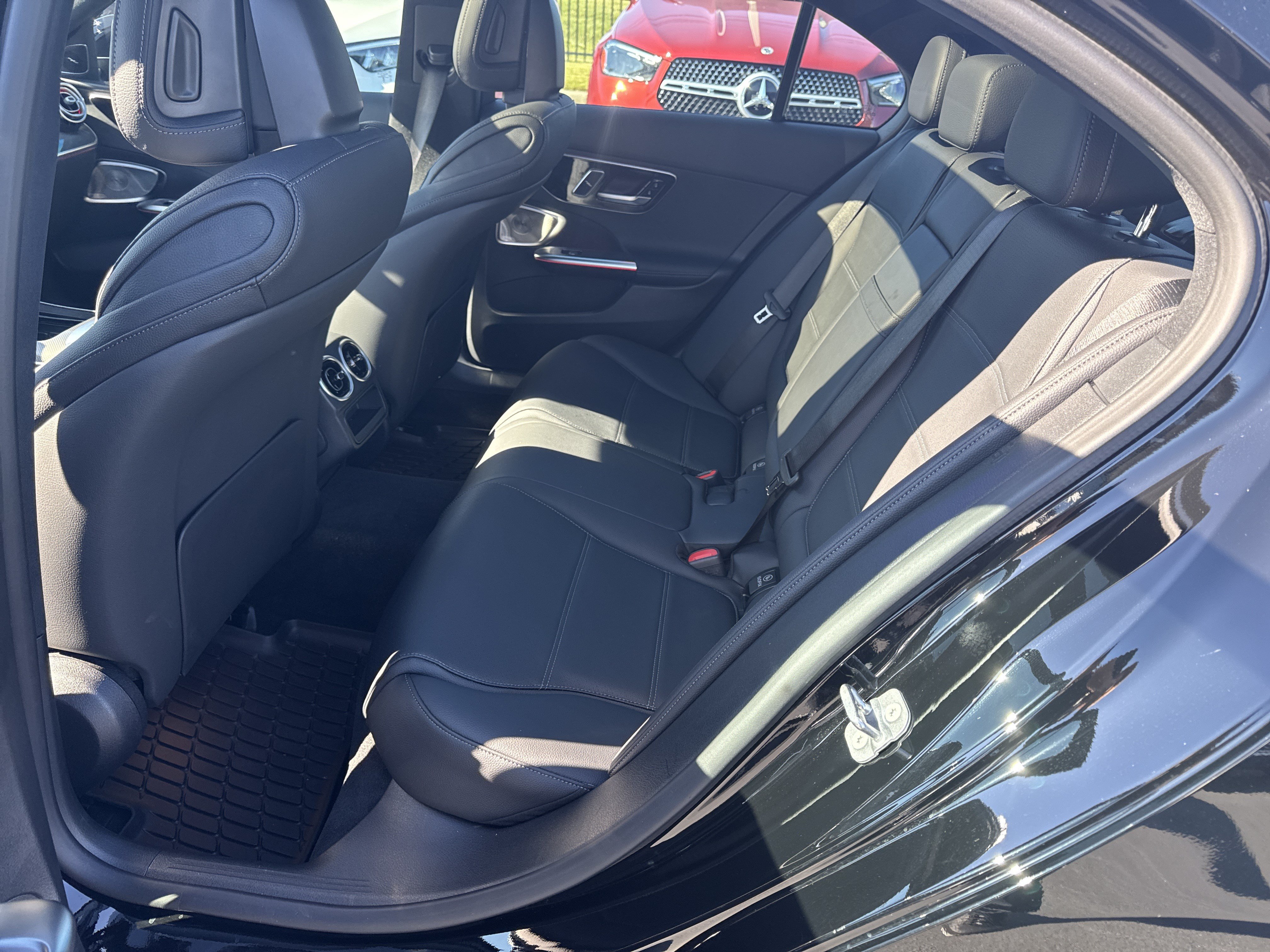 Used 2026 Mercedes-Benz C 300 Sedan image 33