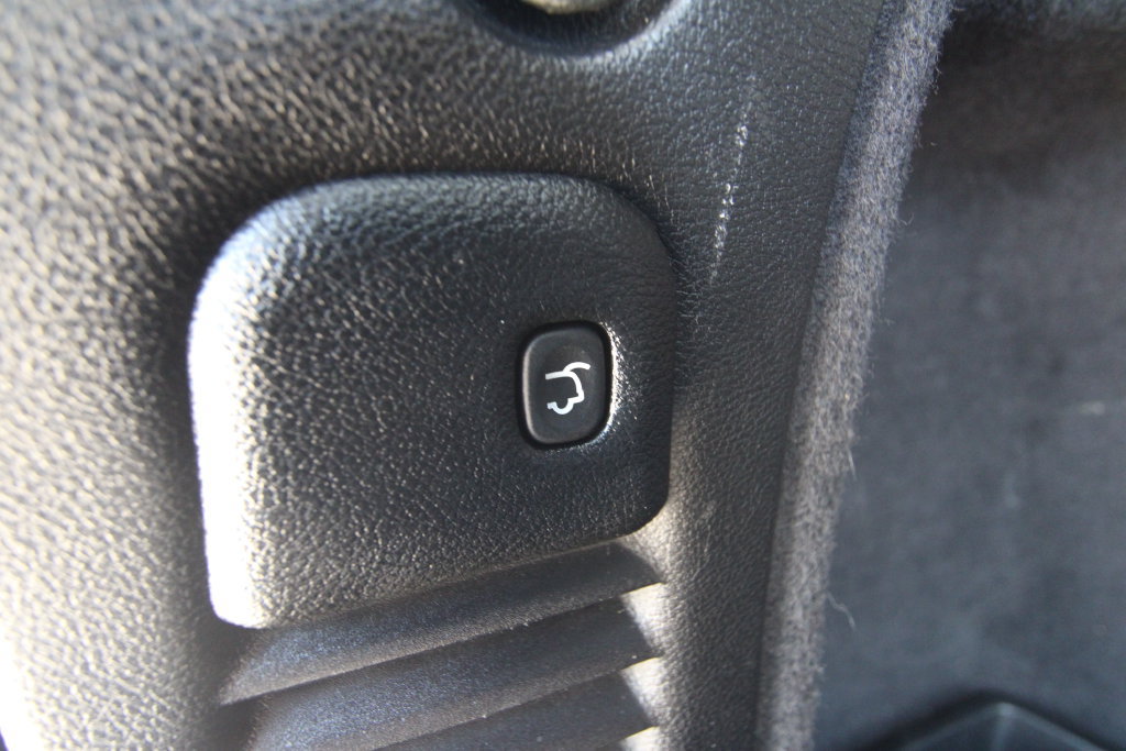 Used 2023 Dodge Durango GT AWD/4WD image 36