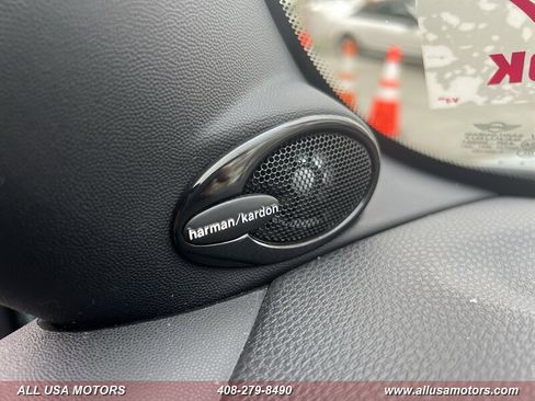 Used 2011 MINI Cooper S image 16