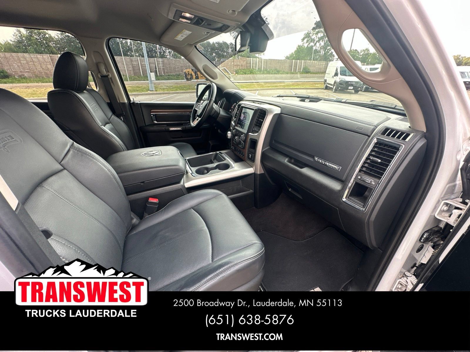 Used 2018 RAM 1500 Laramie w/ Convenience Group AWD/4WD image 18