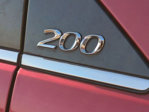 Used 2013 Chrysler 200 Limited image 14