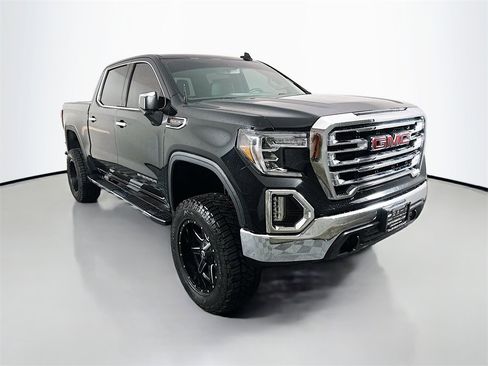 Used 2022 GMC Sierra 1500 SLT image 1