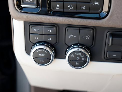 New 2026 GMC Yukon Denali w/ Denali Reserve Package image 18