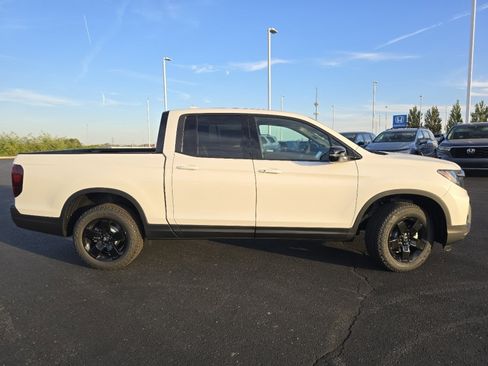 New 2026 Honda Ridgeline Black Edition image 18
