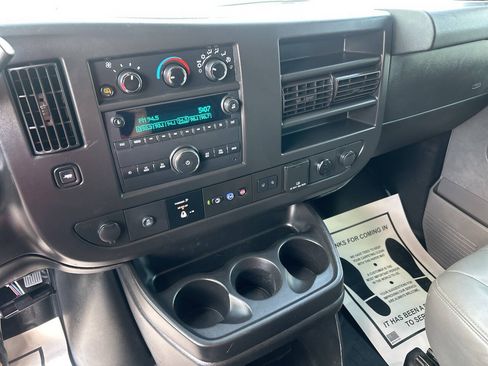 Used 2020 Chevrolet Express 2500 Extended w/ Enhanced Convenience Package RWD image 13