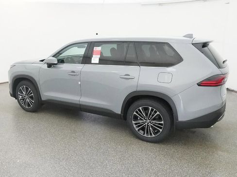 New 2026 Toyota Grand Highlander AWD Hybrid image 37