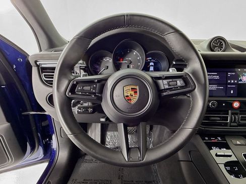 Certified 2024 Porsche Macan AWD/4WD image 15