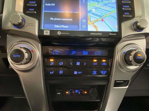 Used 2020 Toyota 4Runner Limited image 23