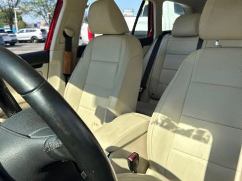 Used 2011 Volkswagen Jetta TDI FWD image 19