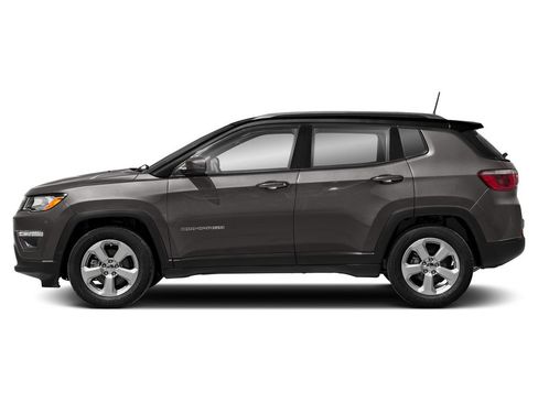 Used 2018 Jeep Compass Latitude w/ Popular Equipment Group AWD/4WD image 6