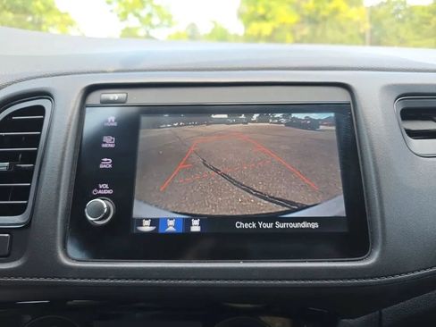 Used 2019 Honda HR-V Sport image 30