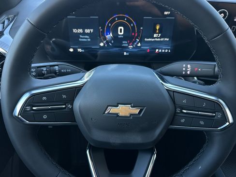 New 2026 Chevrolet Equinox LT image 24