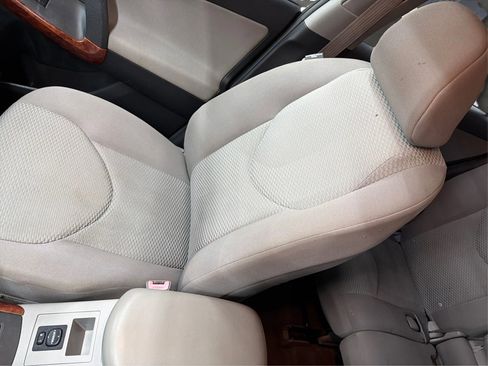 Used 2006 Toyota RAV4 Limited FWD image 14