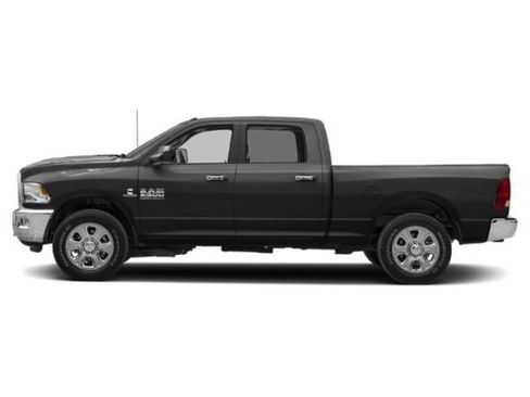 Used 2018 RAM 2500 Big Horn AWD/4WD image 2