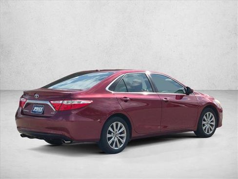 Used 2016 Toyota Camry XLE FWD image 5