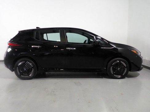 Used 2024 Nissan Leaf SV Plus image 3