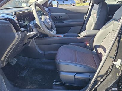 New 2026 Nissan Kicks SR