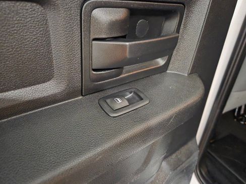 Used 2016 RAM 3500 Tradesman w/ Chrome Appearance Group image 36