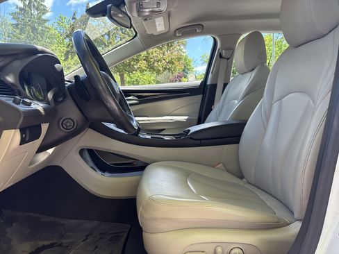 Used 2018 Buick LaCrosse Preferred FWD image 11