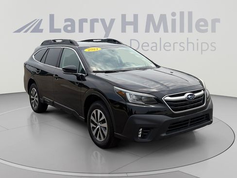 Used 2021 Subaru Outback Premium AWD/4WD image 7