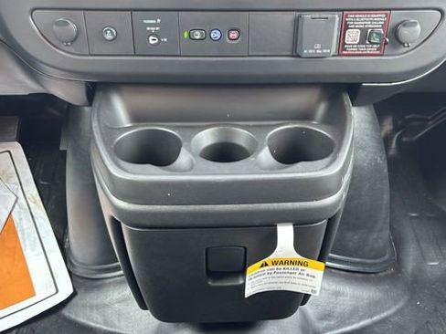 New 2025 Chevrolet Express 3500 w/ Power Convenience Package image 19
