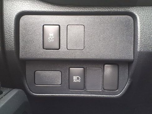 Used 2021 Toyota Tacoma SR RWD image 25