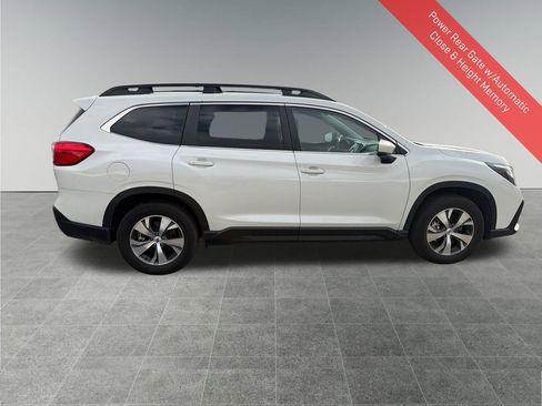 Used 2024 Subaru Ascent Premium w/ Convenience Package image 7