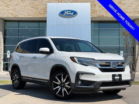 Used 2021 Honda Pilot Touring image 1