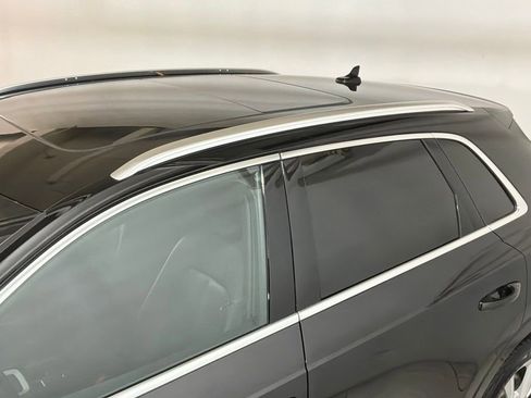 Used 2025 Audi Q3 2.0T Premium w/ Convenience Package image 25