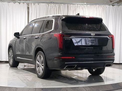 Used 2023 Cadillac XT6 Premium Luxury image 12