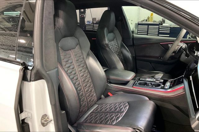 Certified 2024 Audi RS Q8 AWD/4WD image 7