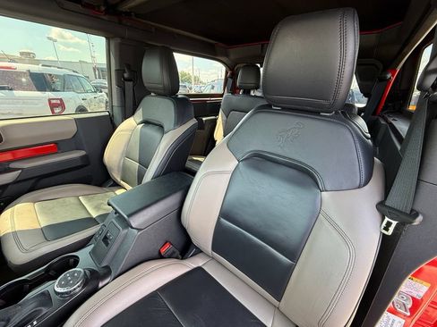 Used 2022 Ford Bronco Wildtrak AWD/4WD image 18