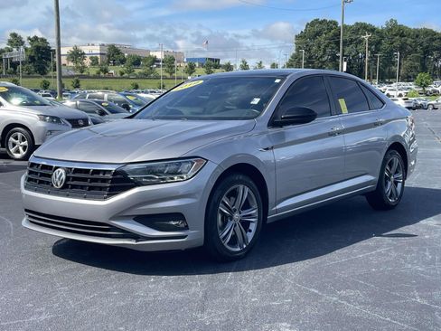 Used 2019 Volkswagen Jetta R-Line FWD image 3