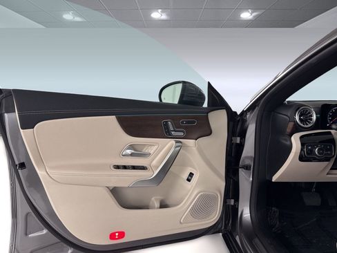 Used 2023 Mercedes-Benz CLA 250 image 20
