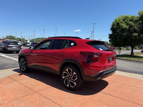 New 2026 Chevrolet Trax RS FWD image 4