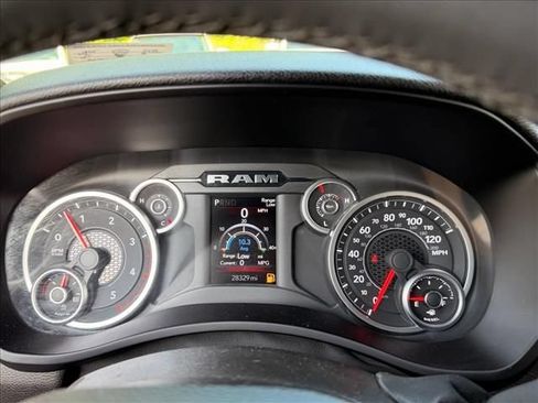 Used 2025 RAM 2500 Big Horn AWD/4WD image 21