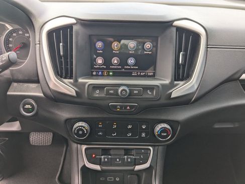 Used 2023 GMC Terrain SLE FWD image 10