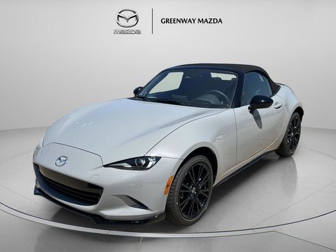 New 2026 MAZDA MX-5 Miata Club w/ Interior Package RWD image 3