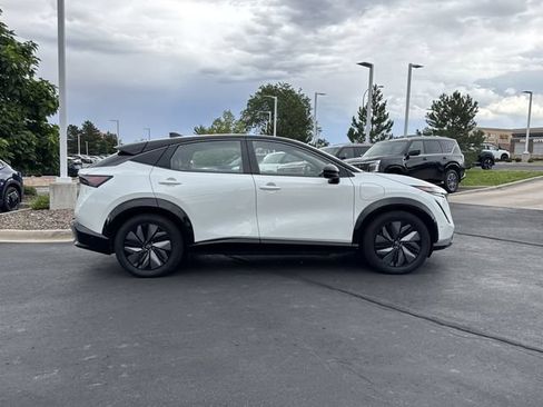 Used 2023 Nissan Ariya AWD/4WD image 2