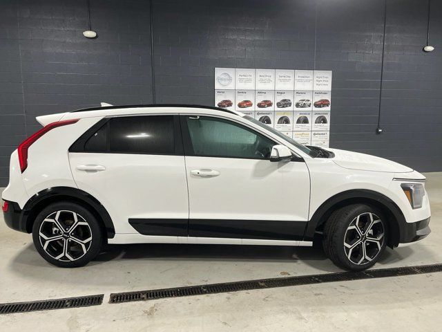 Used 2025 Kia Niro EX Touring FWD image 24