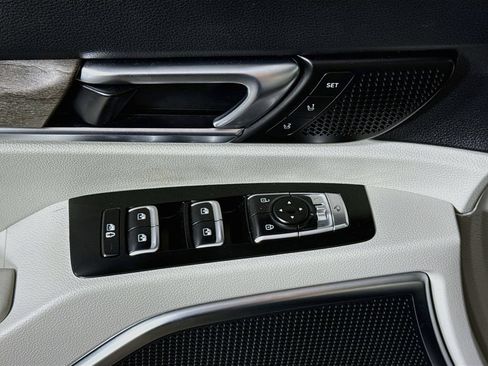 Used 2020 Kia Telluride SX w/ SX Prestige Package AWD/4WD image 22