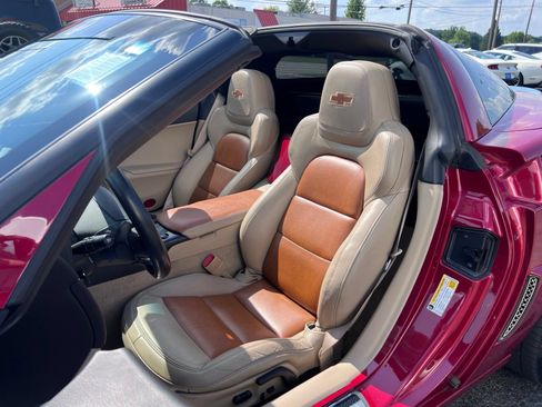 Used 2012 Chevrolet Corvette Grand Sport w/ 3LT Preferred Equipment Group RWD image 2