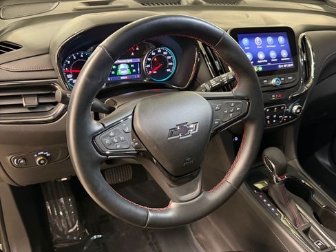Used 2023 Chevrolet Equinox RS FWD image 4
