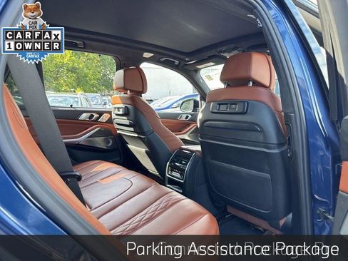 Used 2021 BMW X5 M50i w/ Executive Package image 17