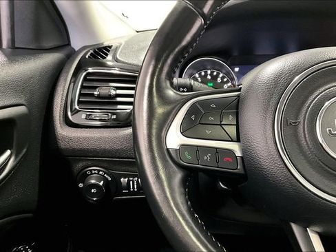 Used 2020 Jeep Compass Limited AWD/4WD image 11