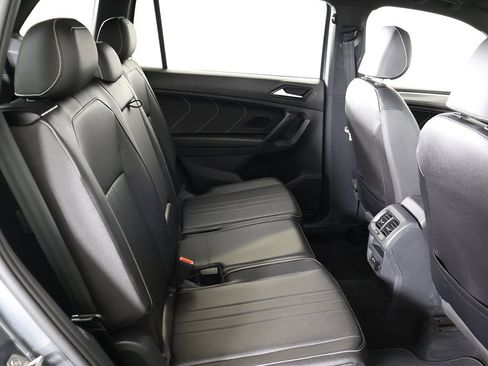 Used 2023 Volkswagen Tiguan SE R-Line image 36